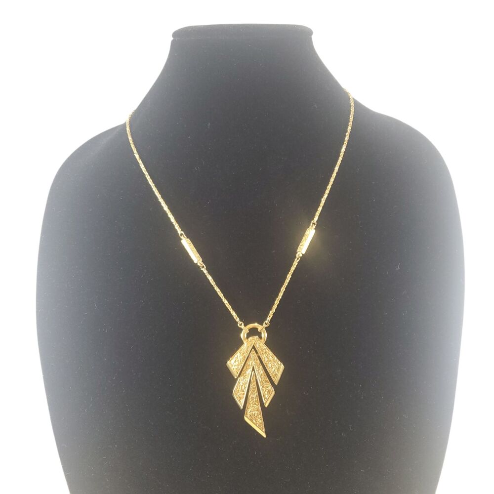 Crown Trifari Gold Tone Necklace Leaf Chevron Deco Feather Brutalist Abstract